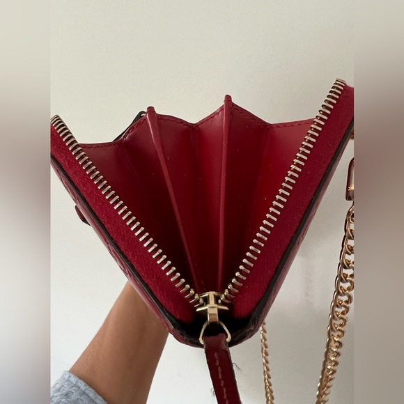 GUCCI WOC Red Long Wallet on Chain - Picture 9 of 15